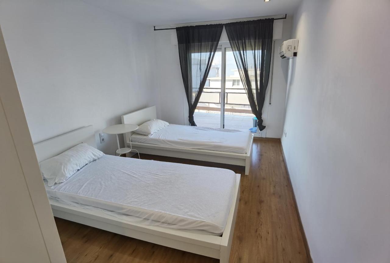 Apartament Tortosa Planet Costa Dorada Salou Zewnętrze zdjęcie